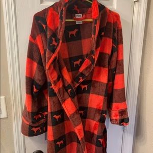 VS PINK plaid robe